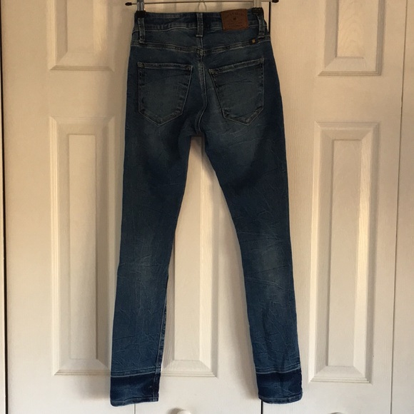 Lucky Brand Sasha Super Skinny Jeans - Picture 4 of 8